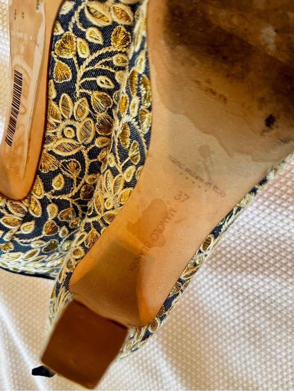 MANOLO BLAHNIK 💥RARE💥 Isola Blue Denim Gold Floral Embroidered Ankle Boots 3.5” - Picture 9 of 11